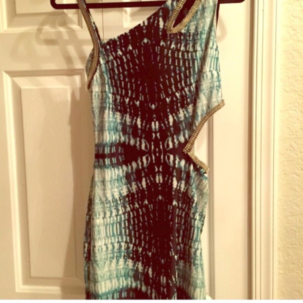 Bebe cut out dress with chain detail
